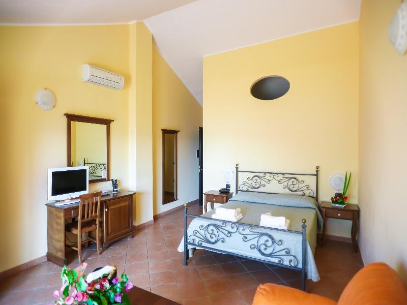 Villaggio Hotel Lido San Giuseppe Briatico Exteriör bild