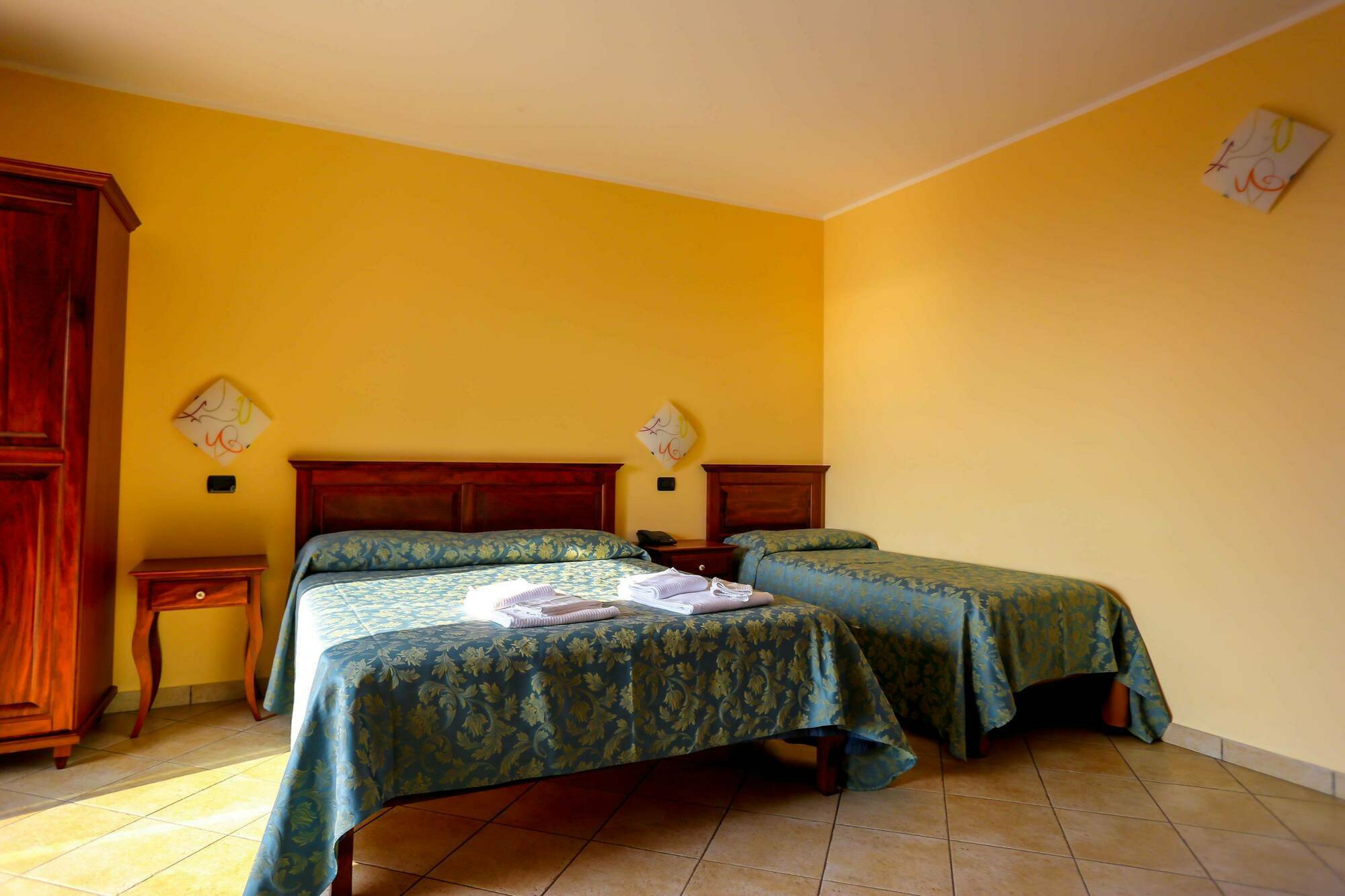 Villaggio Hotel Lido San Giuseppe Briatico Exteriör bild